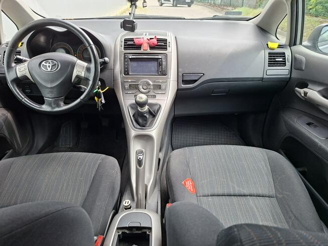Toyota Auris Super Cena 2.0 diesel klimatyzacja ważne opłaty
