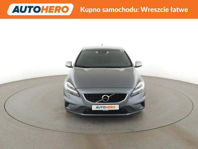 Volvo V40 full LED skóra/alcantara navi grzane fotele kamera i czujniki parkowan