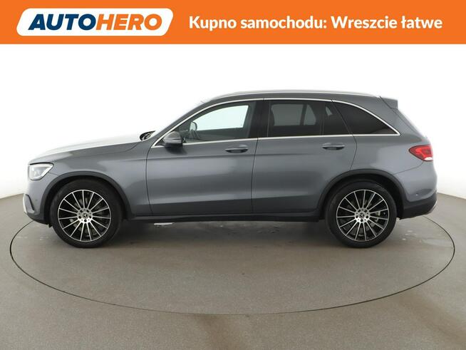 Mercedes GLC 300 4x4 automat full LED virtual cocpit kamery i czujniki parkowania grzan