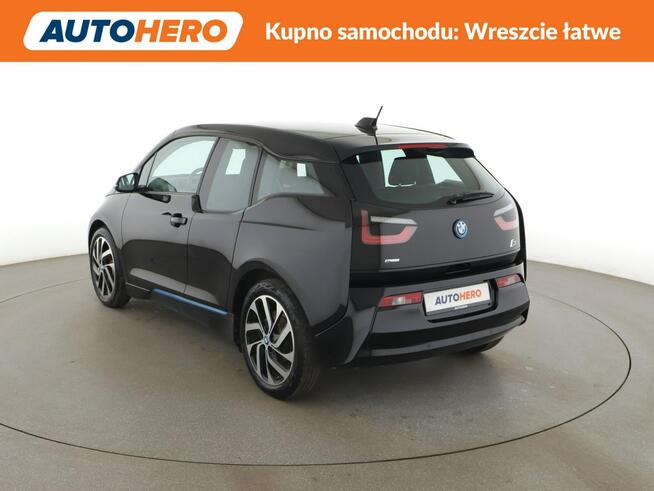 BMW i3 EV skóra duze ekrany pompa ciepła full LED grzane fotele navi