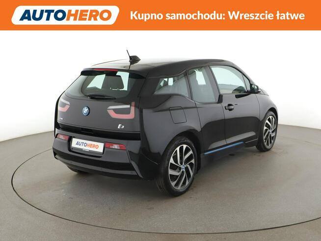 BMW i3 EV skóra duze ekrany pompa ciepła full LED grzane fotele navi