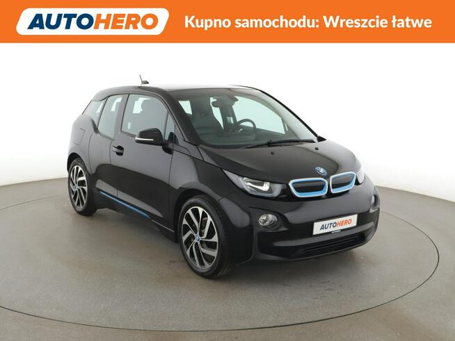 BMW i3 EV skóra duze ekrany pompa ciepła full LED grzane fotele navi