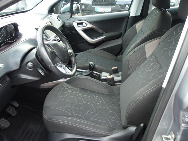 Peugeot 2008 2015r 1.2 benzyna 82km bezwypadkowy klima niski przebieg