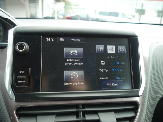 Peugeot 2008 2015r 1.2 benzyna 82km bezwypadkowy klima niski przebieg