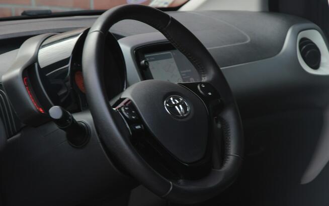 Toyota Aygo Klimatronik*Kamera*Navi*Esp*Led*BT*Android*MałyPrzebieg*Gwar VGS !!!