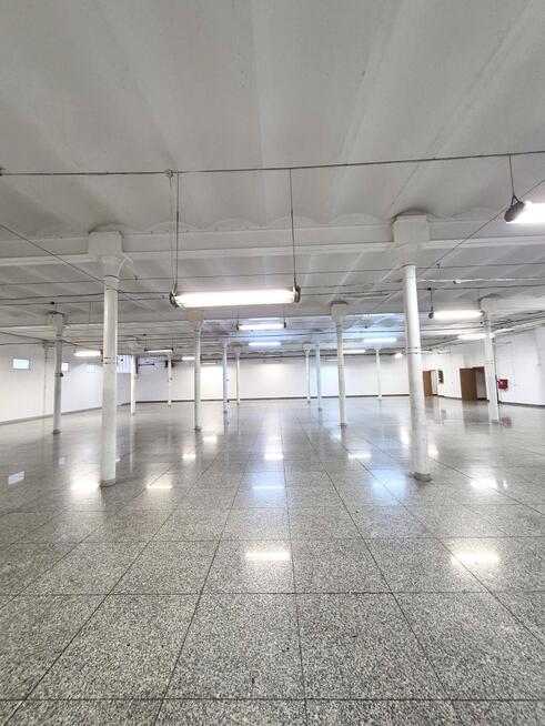 Lokal na magazyn / produkcję - 898m2 - Łódź