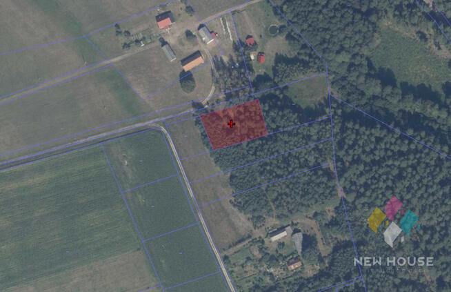 Działka blisko dwóch jezior, otoczona lasem
