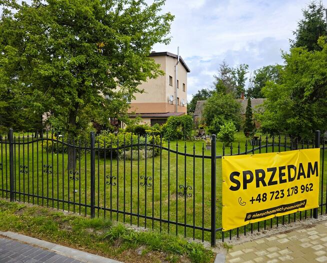 Dom Jezierzany gm. Postomino, Kąpielowa