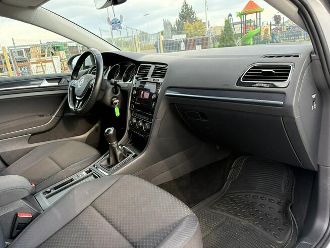 Volkswagen Golf Variant Serwisowany * Oryg. Przebieg * Navi * Klimatyzacja dwustr. * Podg. Fot