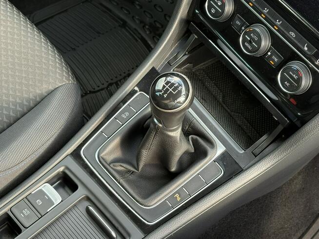 Volkswagen Golf Variant Serwisowany * Oryg. Przebieg * Navi * Klimatyzacja dwustr. * Podg. Fot