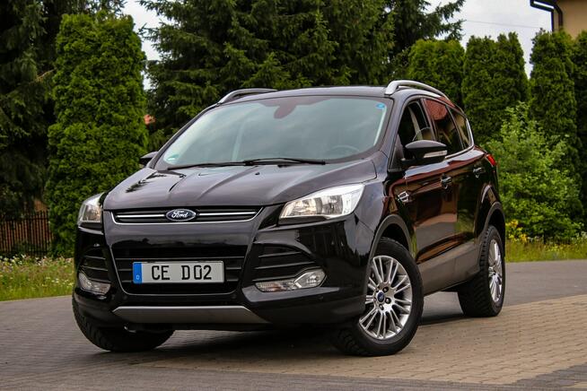 Ford Kuga 140KM Park Assist Nawigacja Pół Skóry Podgrzewane Fotele TITANIUM Pdc
