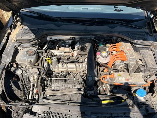 VOLKSWAGEN Golf VIII 1.4 EHybride OPF 204 DSG6 FW076
