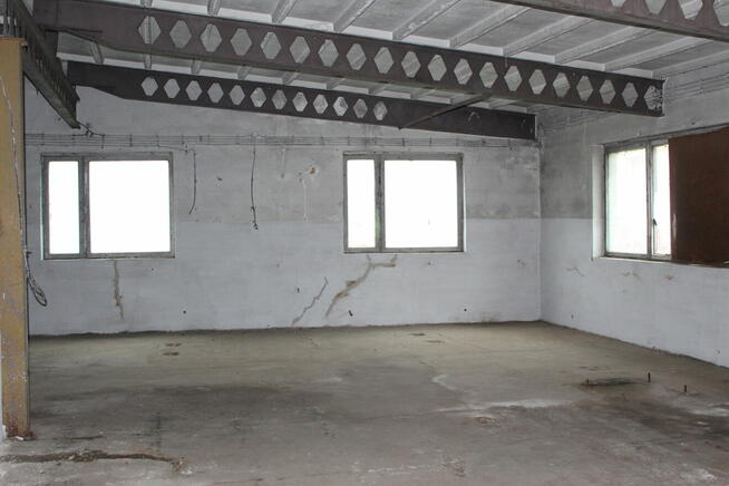 Budynek warsztatowy 150 m² z potencjałem mieszkalnym (LOFT)
