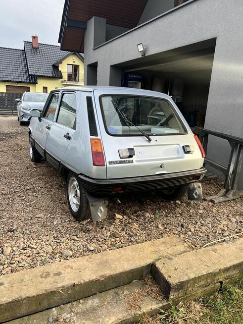 Renault 5