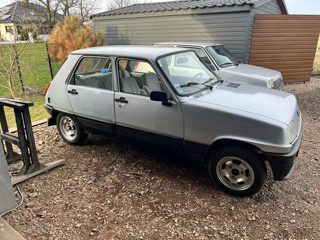 Renault 5