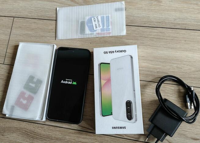 Samsung Galaxy A56 8 GB / 256 GB 5G+Etui+Folia+Ładowarka