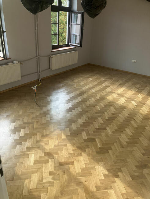 Kompleksowa renowacja, cyklinowanie, układanie parkietów