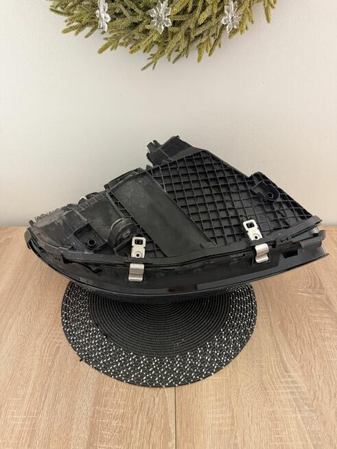 Lampa przednia lewa Mercedes w205 A2059066706 polift 2019-20