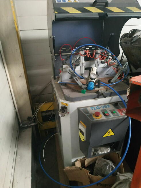 Piła półautomatyczna do cięcia profili i rur aluminiowych TL