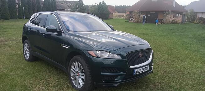 Jaguar F-Pace 2.0 w bogatej wersji Prestige
