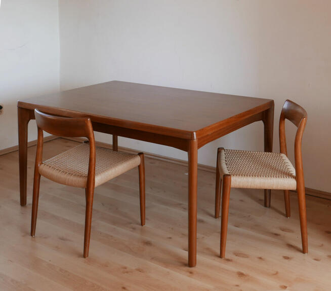 Renowacja Mebli – Antyki, PRL i Nowoczesne , solidnie