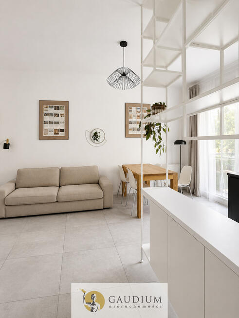 2 pokoje 45,5 m² | Ogród 54 m² | Garaż + komórka |