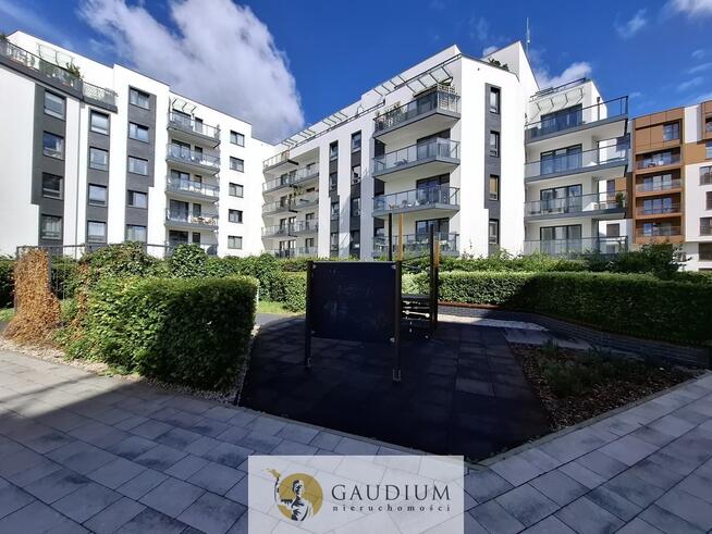 2 pokoje 45,5 m² | Ogród 54 m² | Garaż + komórka |