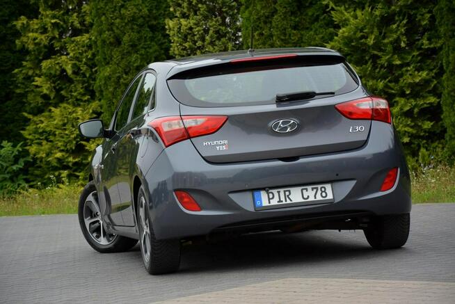 Hyundai i30 Lift 102 przebieg Duża Navi Kamera Ledy Parktronic aso