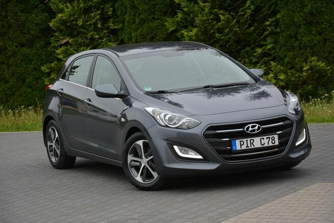 Hyundai i30 Lift 102 przebieg Duża Navi Kamera Ledy Parktronic aso
