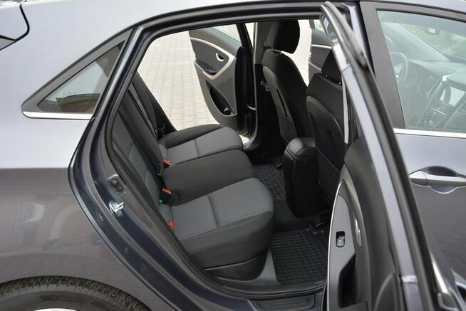 Hyundai i30 Lift 102 przebieg Duża Navi Kamera Ledy Parktronic aso