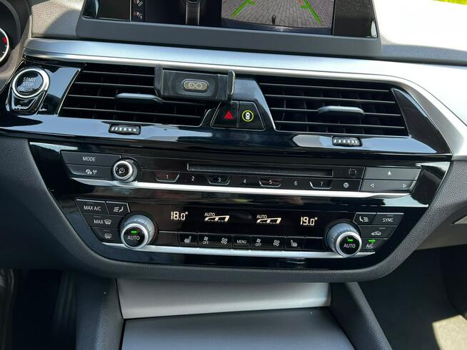 BMW 520 2.0d 190 Automat Kamera Hak