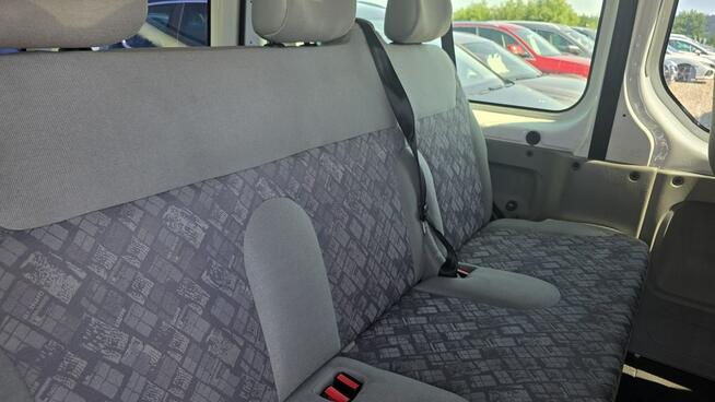 Opel Vivaro 9 Osobowy Long Klima