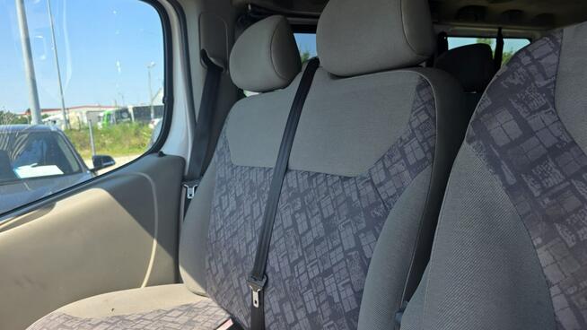 Opel Vivaro 9 Osobowy Long Klima