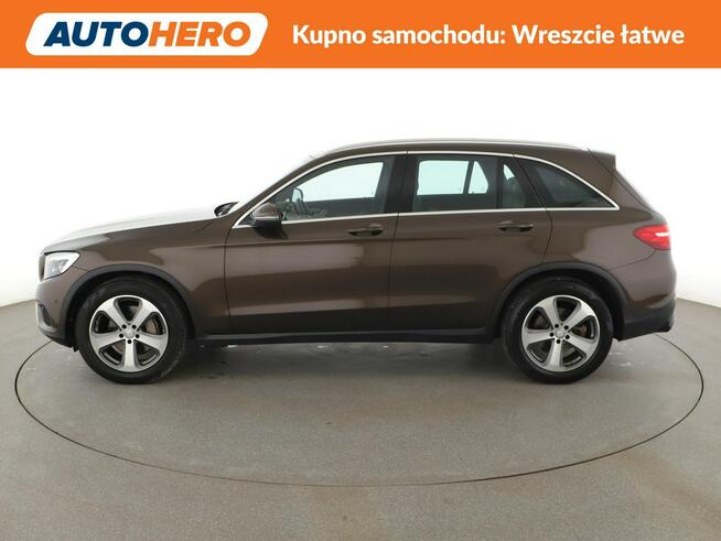 Mercedes GLC 250 FV23 airmatic kamery 360 grzane fotele i kanapa automat navi el fotele