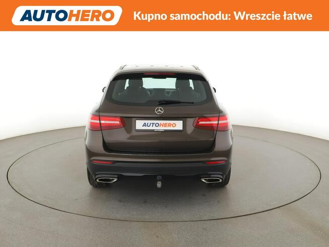 Mercedes GLC 250 FV23 airmatic kamery 360 grzane fotele i kanapa automat navi el fotele