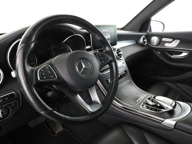 Mercedes GLC 250 FV23 airmatic kamery 360 grzane fotele i kanapa automat navi el fotele