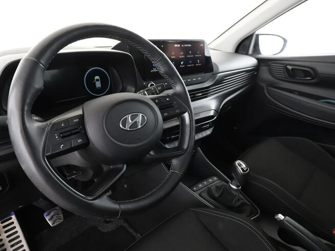 Hyundai Bayon mHEV navi klima auto grzane fotele full LED kamera i czujniki parkowan
