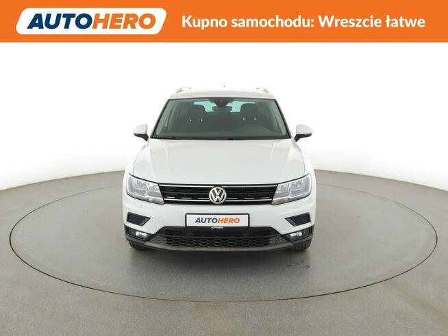 Volkswagen Tiguan 2.0 TDI Connect Climatronic Nawigacja Tempomat Grzane Fotele ParkPilot