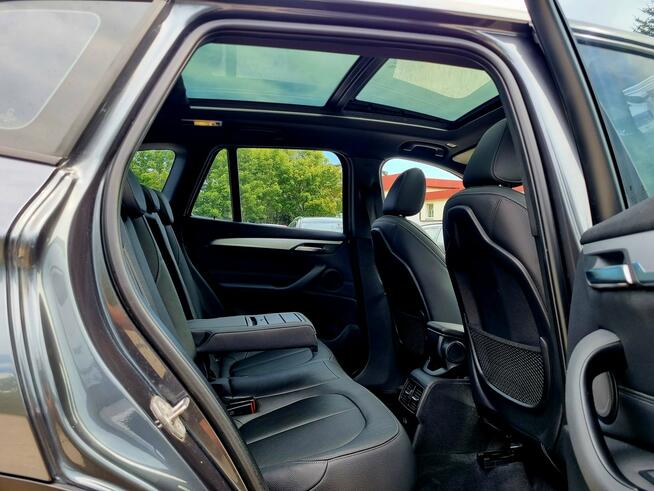 BMW X1 4x4 Serwis Led BiXenon Navi Panorama Parktronic Climatronic Gwarancja!