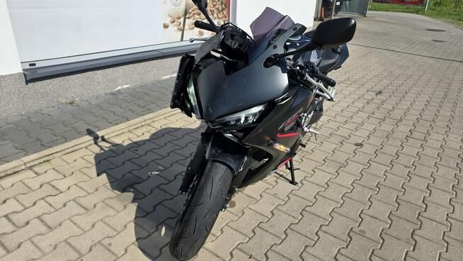 Honda CBR 2025r Całkowicie Jeżdżący E Clutch 4 tys Przebiegu