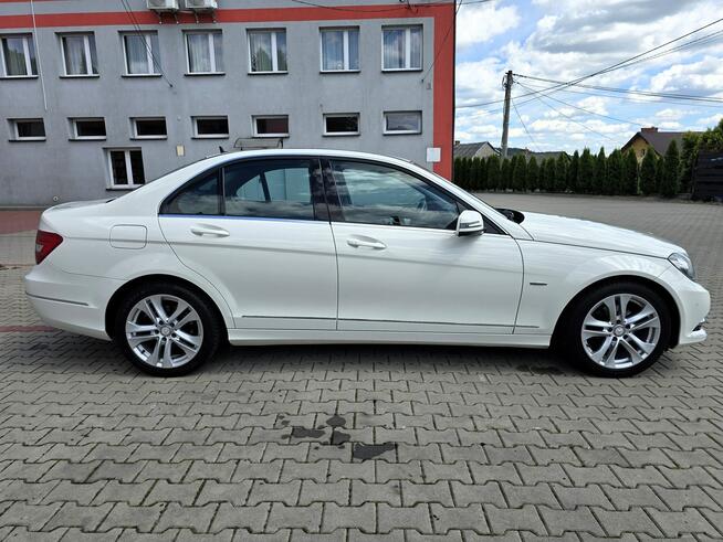 Mercedes C 180 Automat, KlimaTronik, Nawigacja, Lakier Oryginał //GWARANCJA//