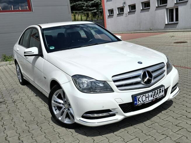 Mercedes C 180 Automat, KlimaTronik, Nawigacja, Lakier Oryginał //GWARANCJA//