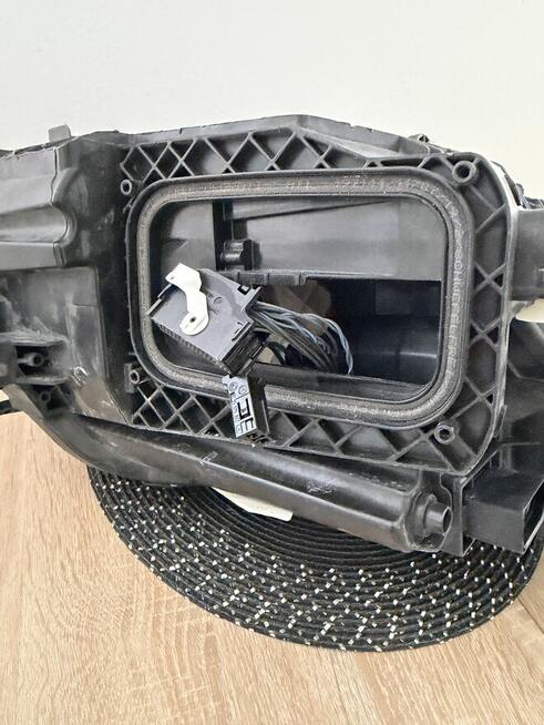 Lampa przednia lewa Mercedes w205 A2059066706 polift 2019-20