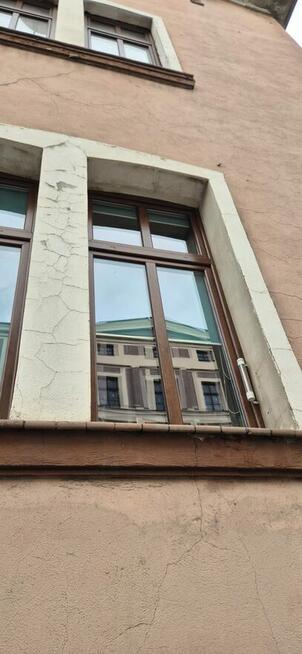 Mycie okien, przeszkleń. Czyszczenie paneli fotowoltaicznych