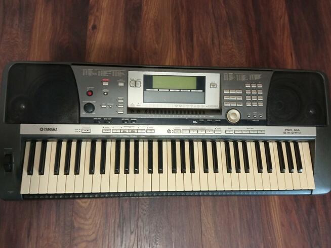 Instrument klawiszowy Yamaha PSR-640. Stan BDB, sprawny w 10