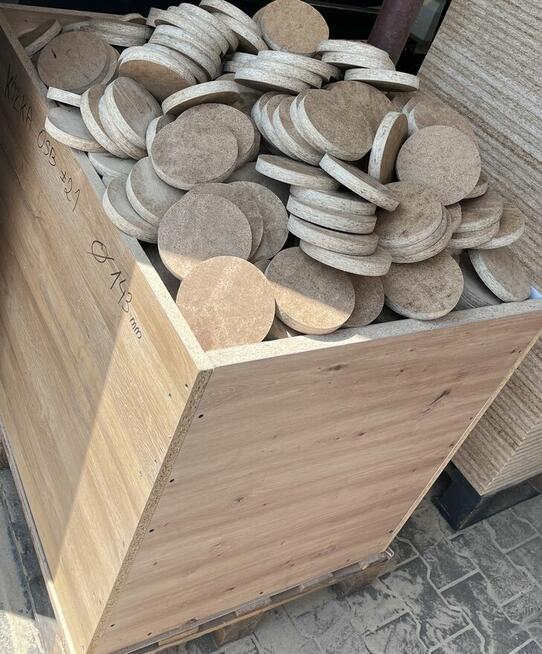 koła z płyty OSB mikronasyp 21mm ; średnica 143mm