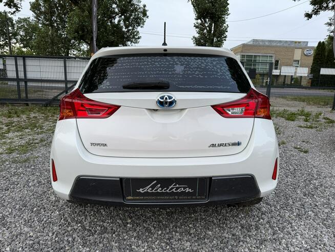 Toyota Auris 1.8 HSD 136KM Serwisowany Kamera Ładny stan