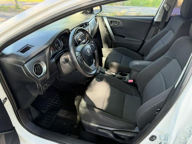 Toyota Auris 1.8 HSD 136KM Serwisowany Kamera Ładny stan