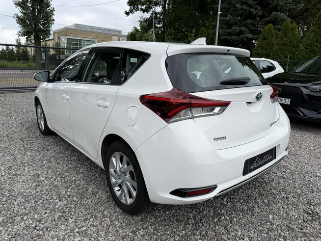 Toyota Auris 1.8 HSD 136KM Serwisowany Kamera Ładny stan