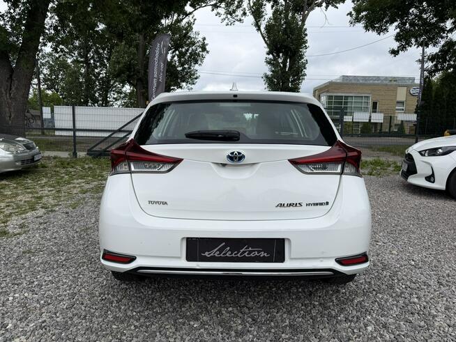 Toyota Auris 1.8 HSD 136KM Serwisowany Kamera Ładny stan